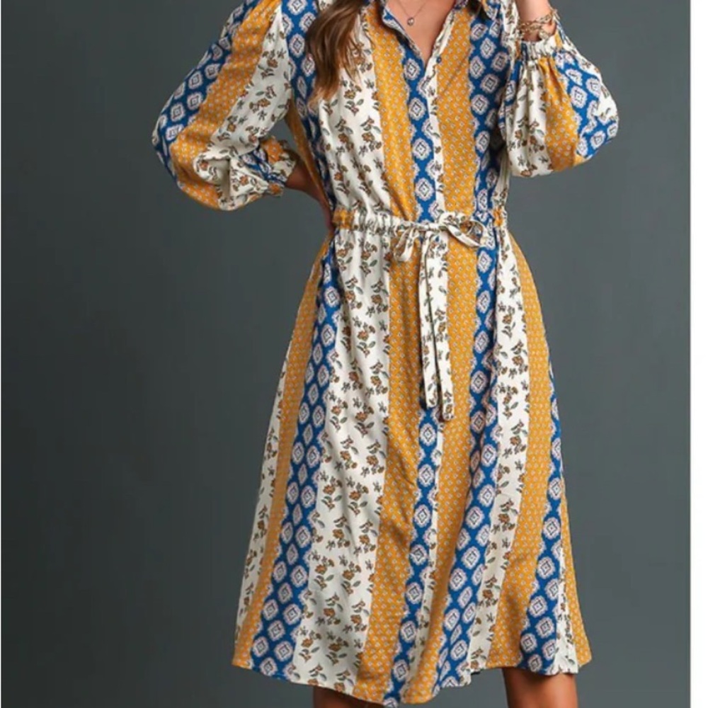 Umgee Blue and Yellow A-Line Dress with Notched Collar and pockets - Size L